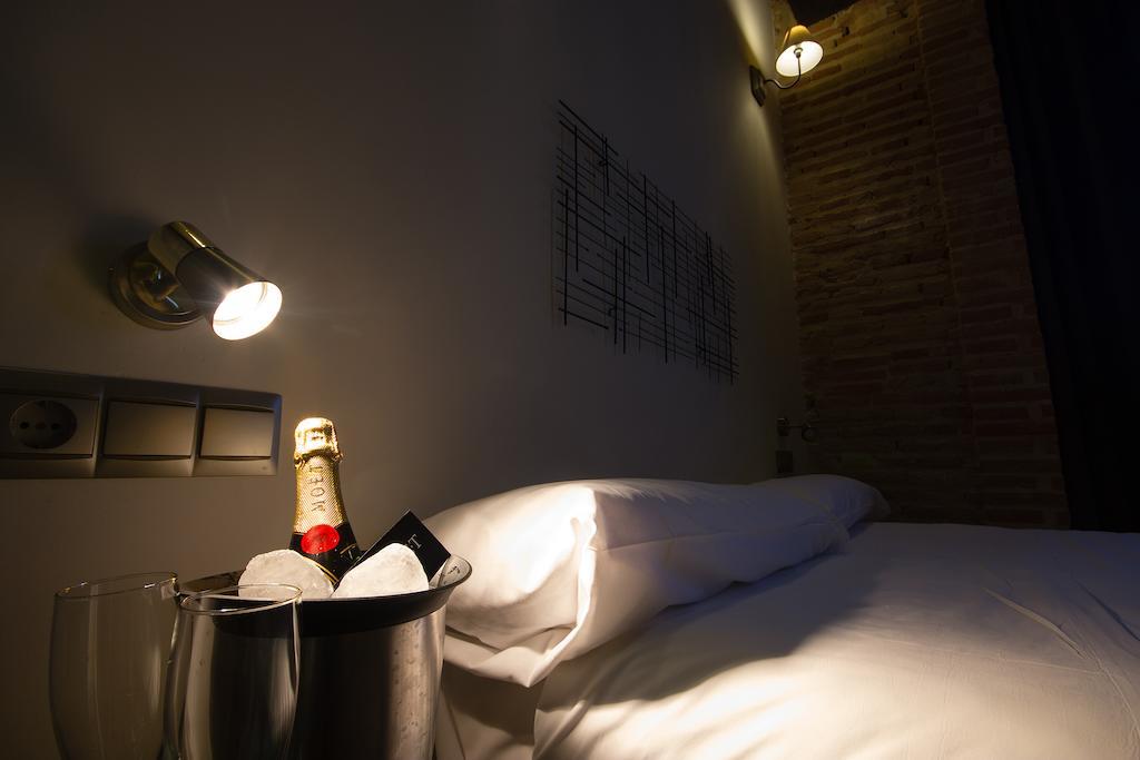 Sweet Otel Valencia Buitenkant foto